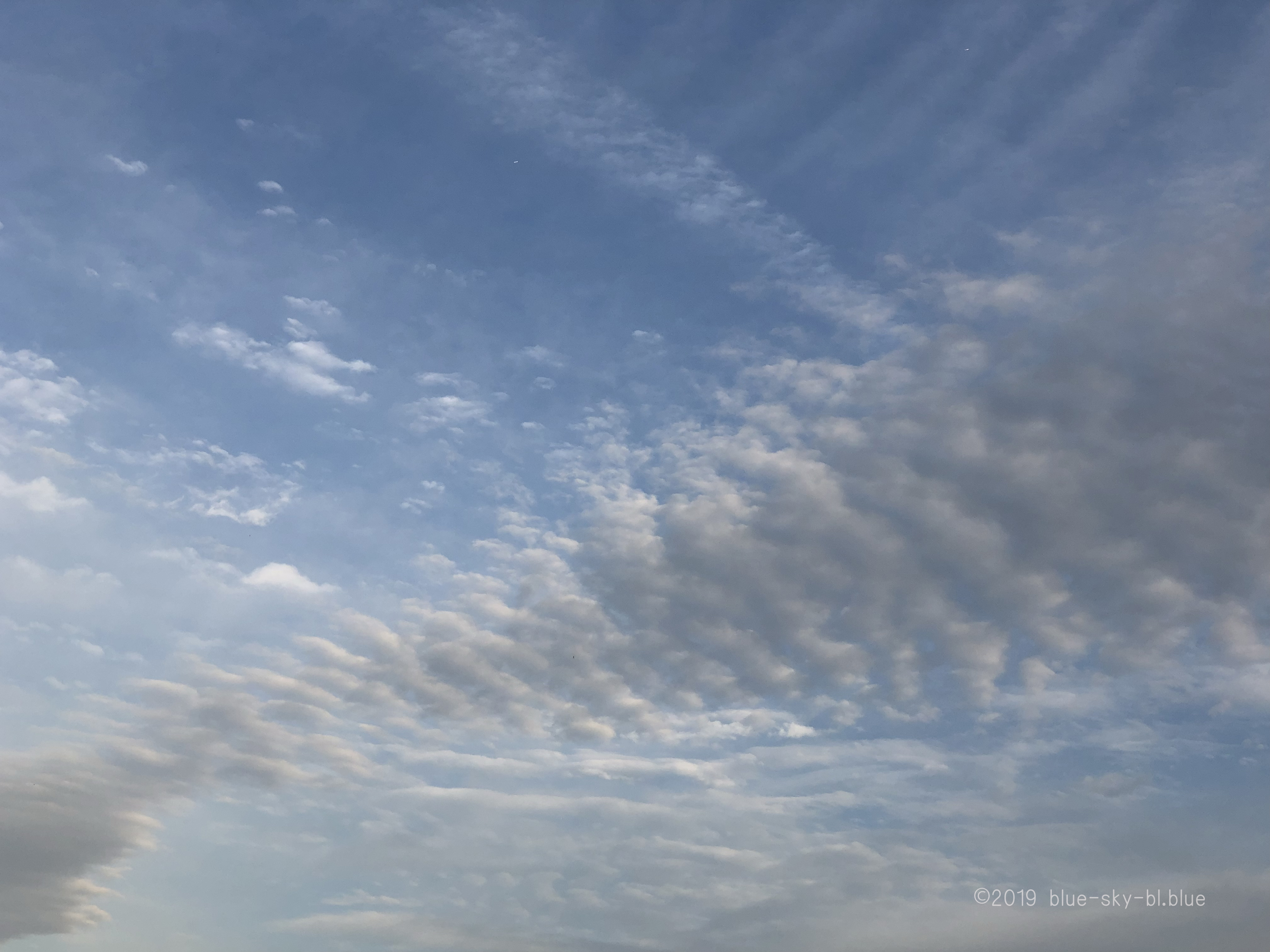 綺麗な風景 雲の画像 美しい空と海の写真 雲の種類 癒し系 英語で